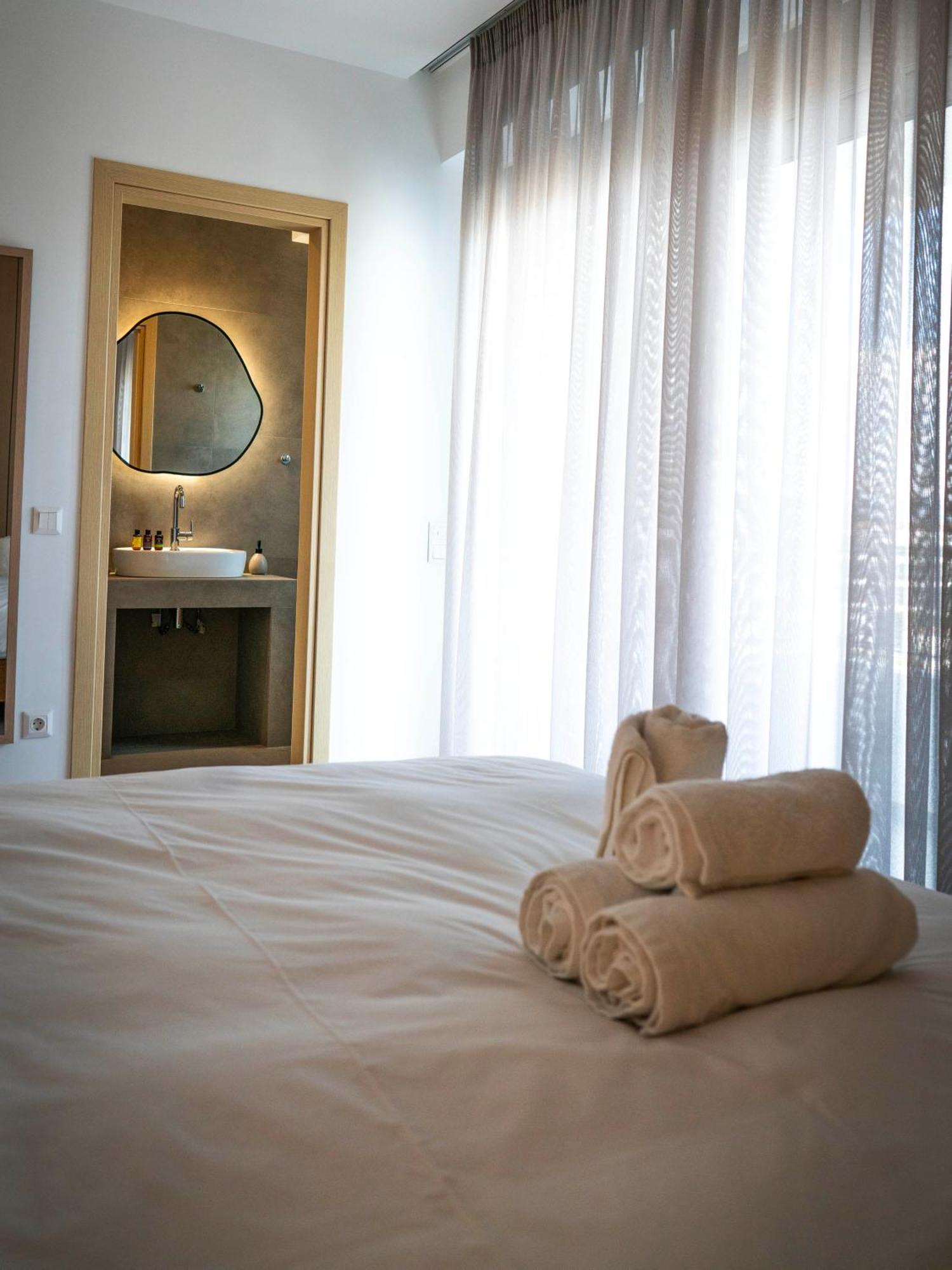 White Luxury Apartment 特里卡拉 外观 照片
